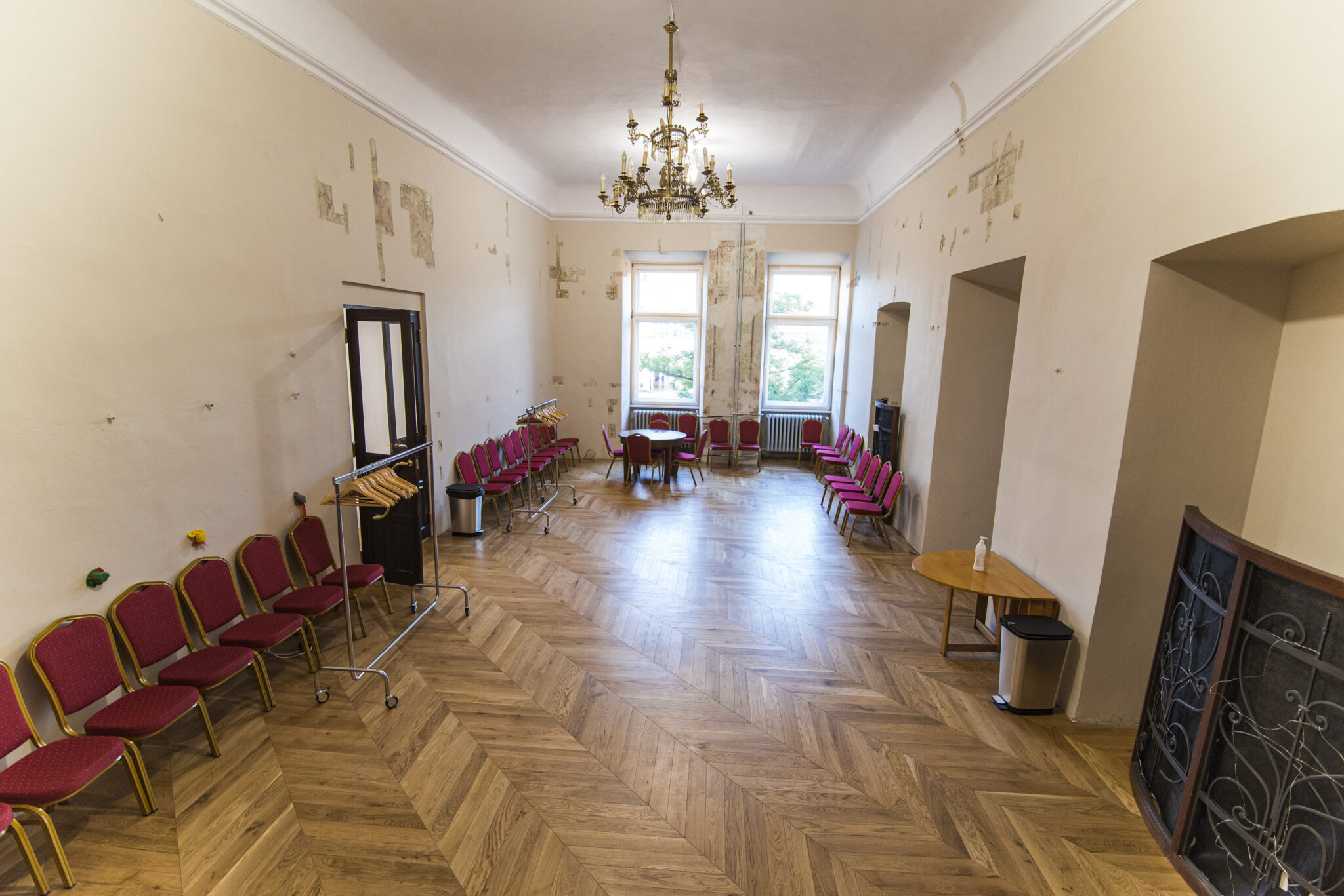 Foyer - przestrzeń otwarta - 85m2